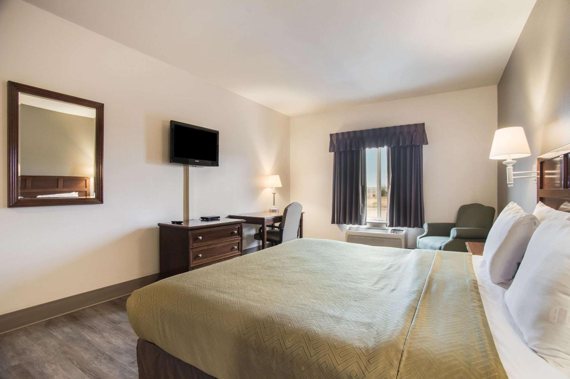 Econo Lodge Anderson Bagian luar foto