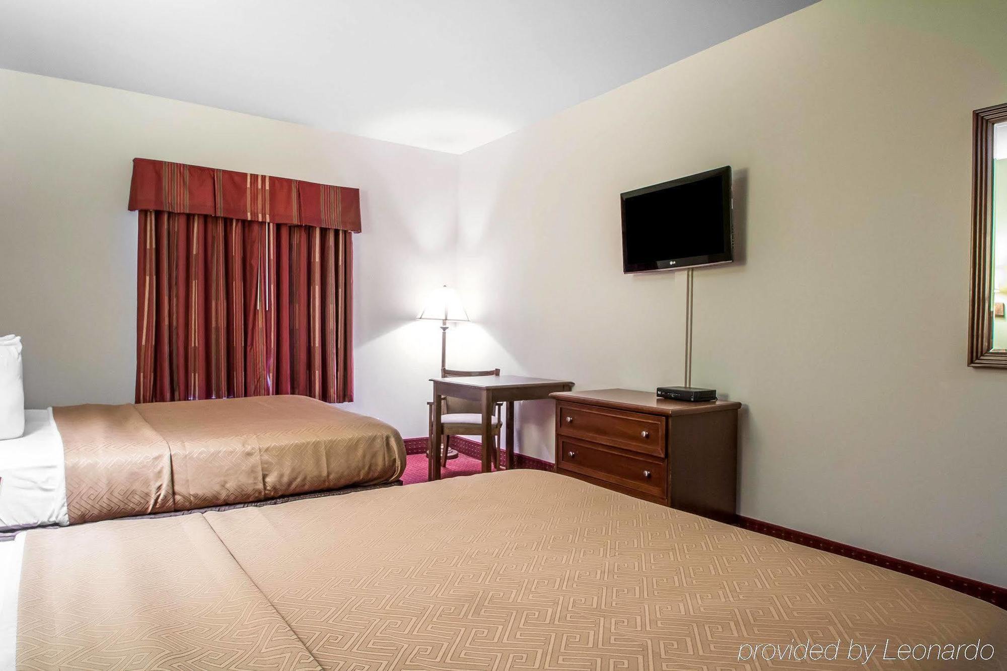Econo Lodge Anderson Bagian luar foto