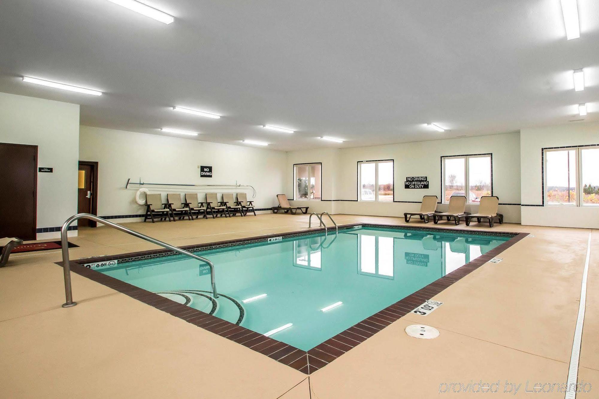 Econo Lodge Anderson Bagian luar foto